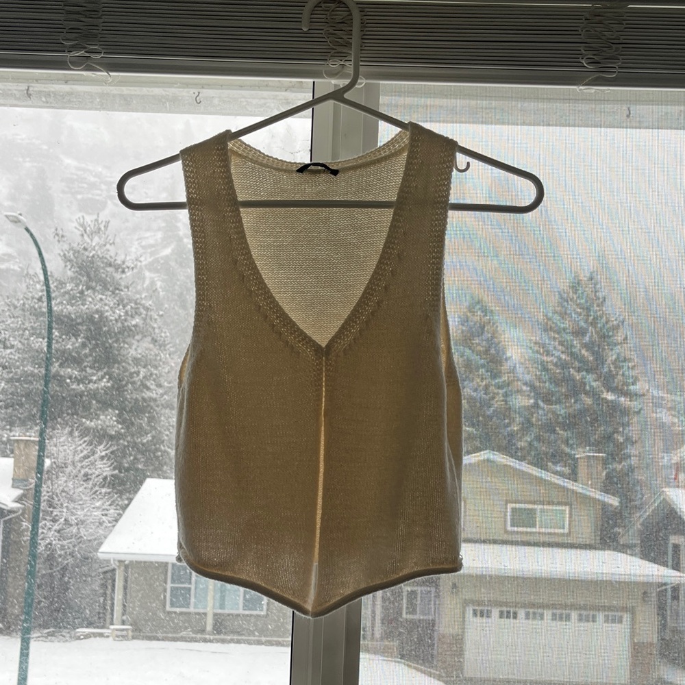 Dynamite Cream V-Neck Tank Top